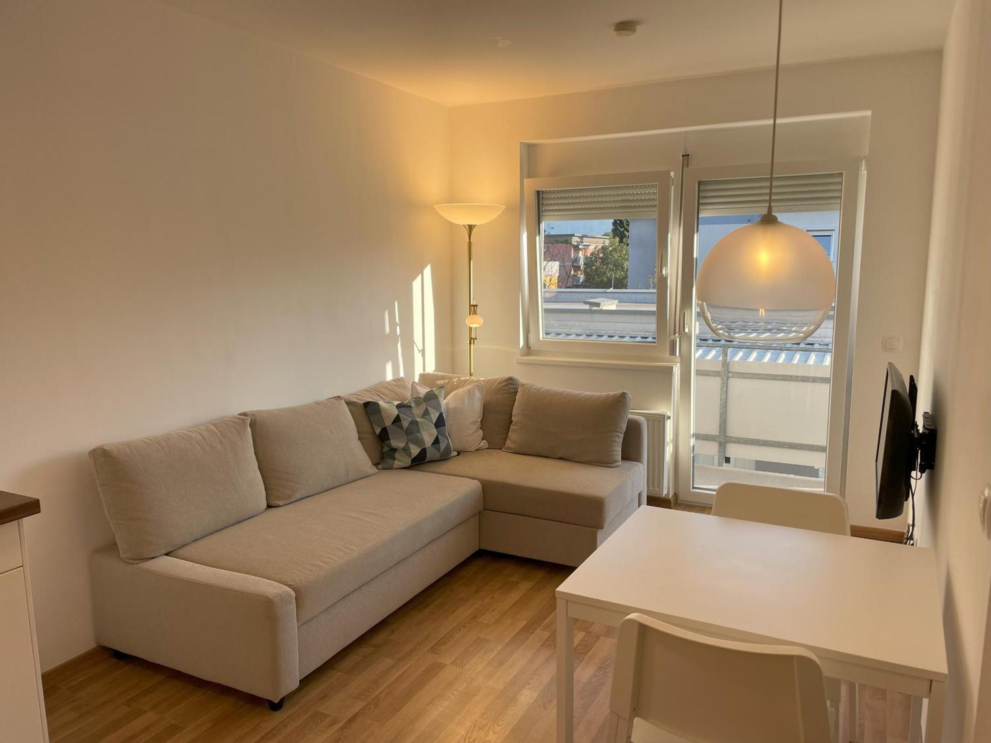Holiday Suites Sankt Martin Клагенфурт Екстериор снимка